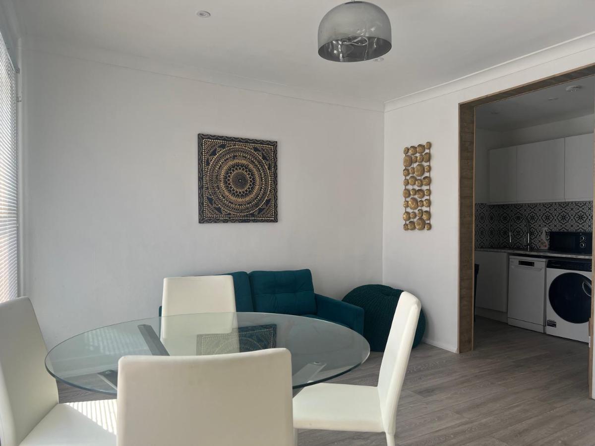 Excellent 3Bed Flat Apartamento Folkestone Exterior foto